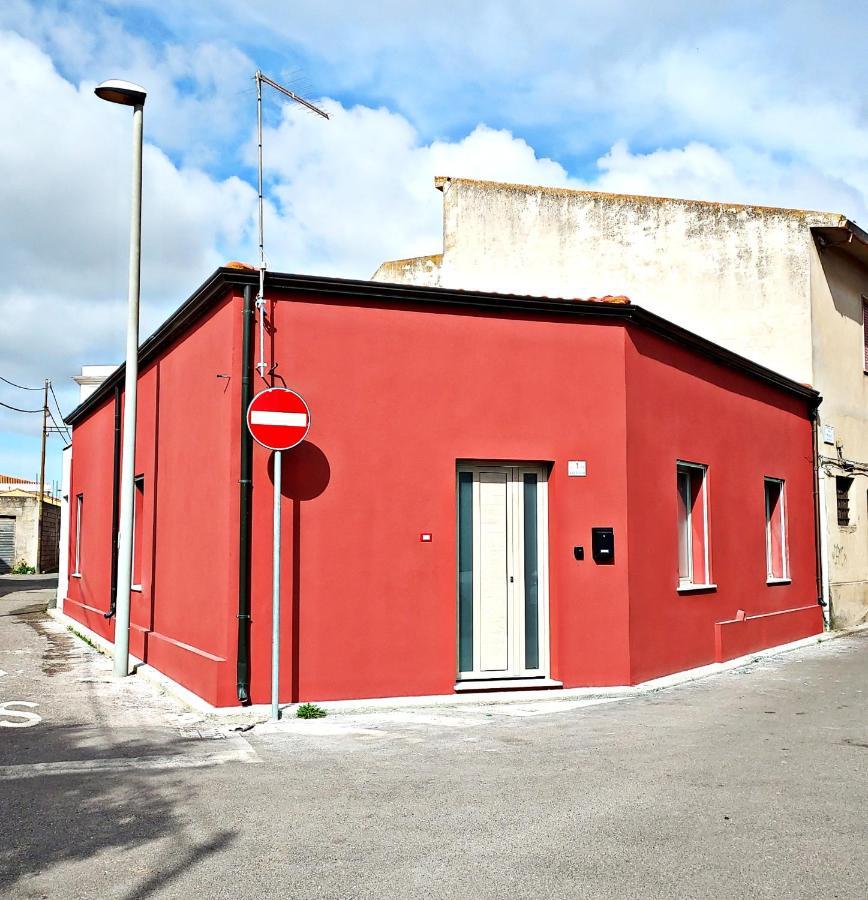 Red House Villa Cabras Exterior photo